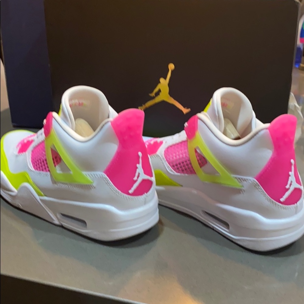 Jordan Retro 4 Tennis Shoes